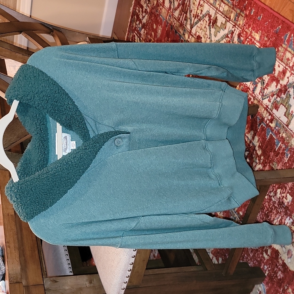 American Eagle large button sweater
